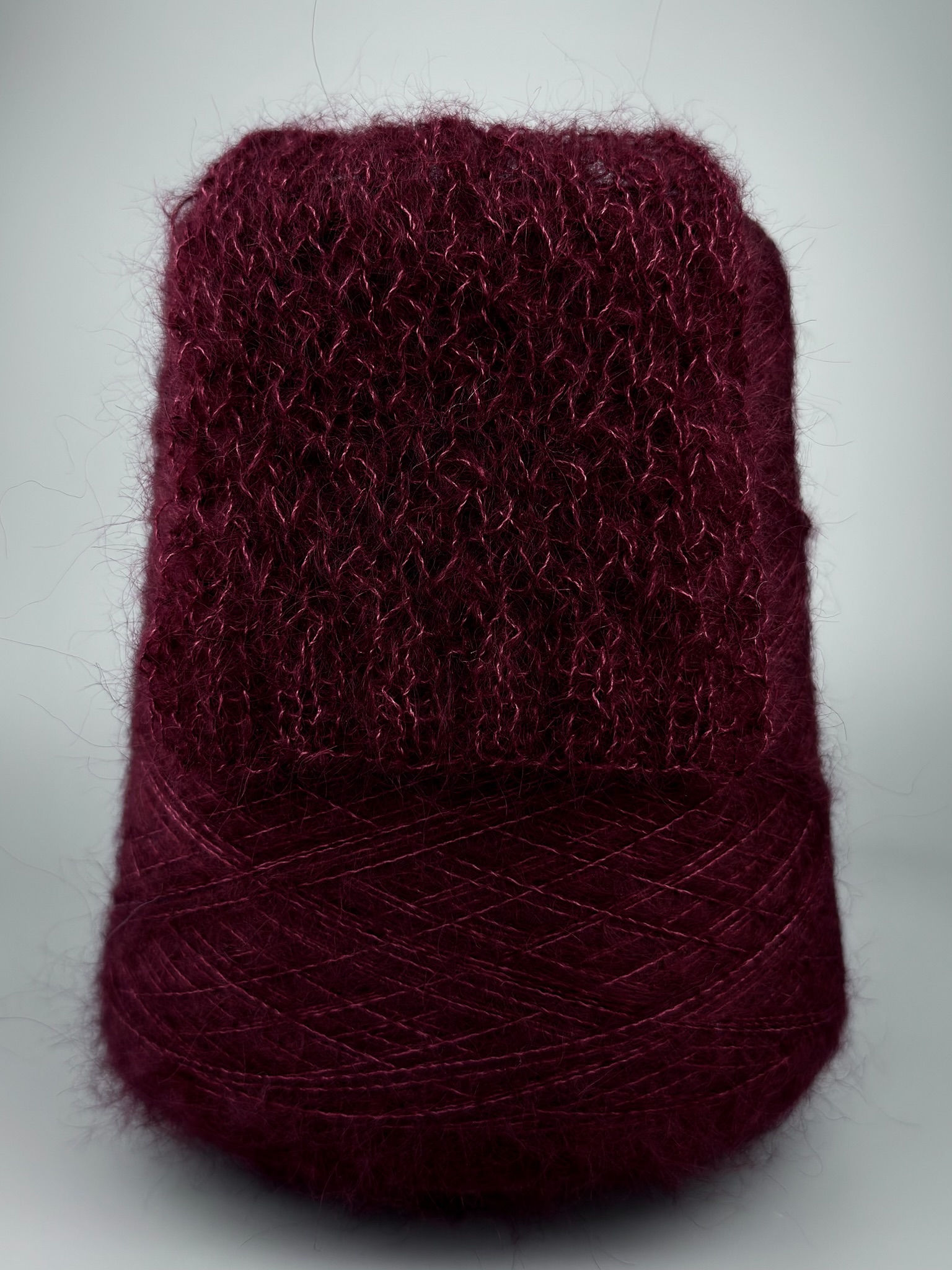 Royal Kid Silk Nm 9000 – Fil en Super Kid Mohair et soie col. Bordeaux | Zimpfer Wolle Selezione photo 2